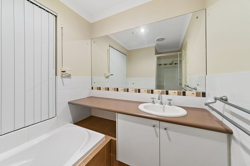 Photo - 2/15 Coogee Road, Lake Coogee WA 6166 - Image 11