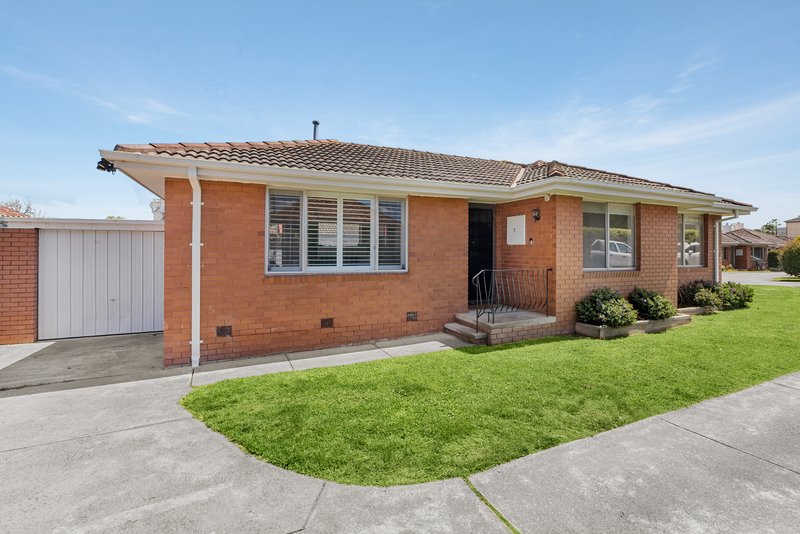 Photo - 2/15 Cooley Avenue, Macleod VIC 3085 - Image 2