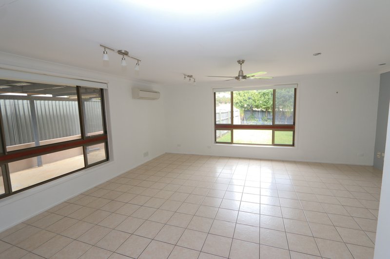 Photo - 215 Cotlew Street, Ashmore QLD 4214 - Image 2