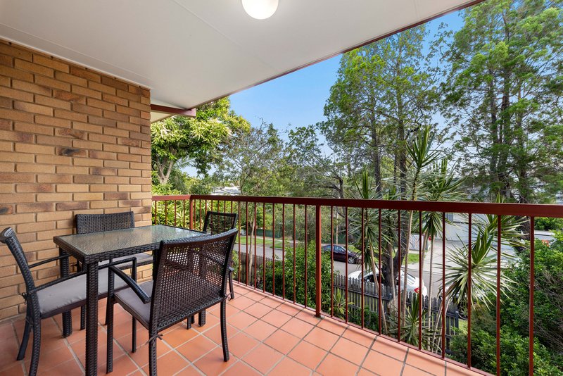 Photo - 2/15 Dunkirk Street, Gaythorne QLD 4051 - Image 4