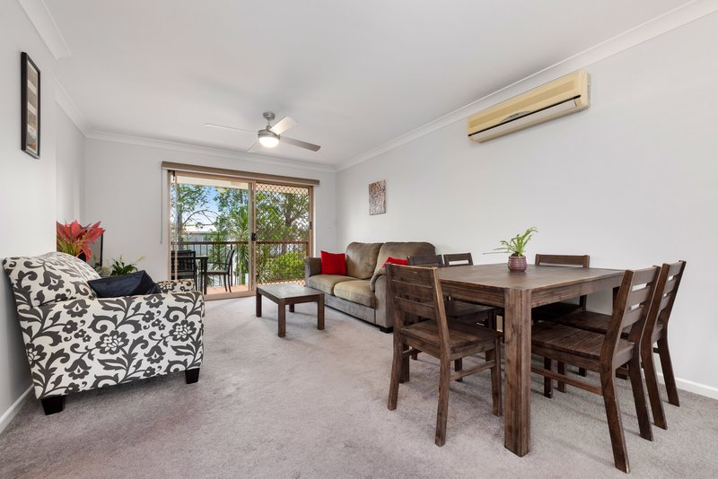 Photo - 2/15 Dunkirk Street, Gaythorne QLD 4051 - Image 5