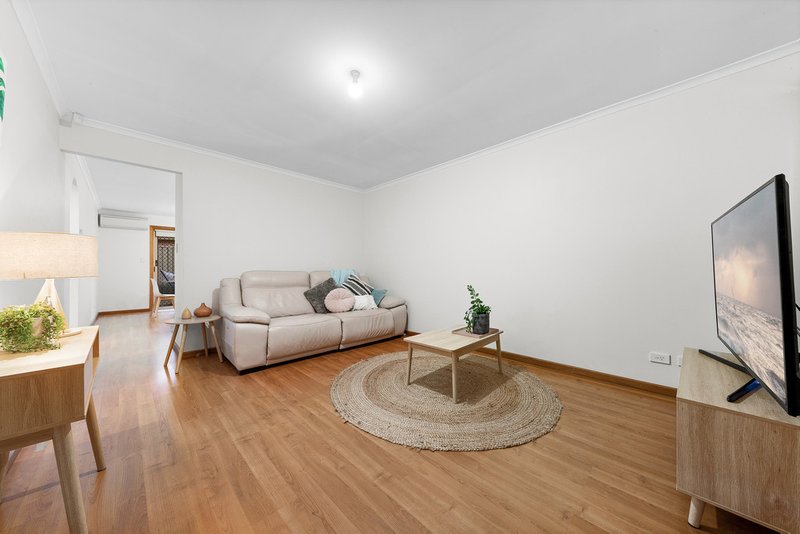 Photo - 2/15 Eugene Crescent, Parafield Gardens SA 5107 - Image 3