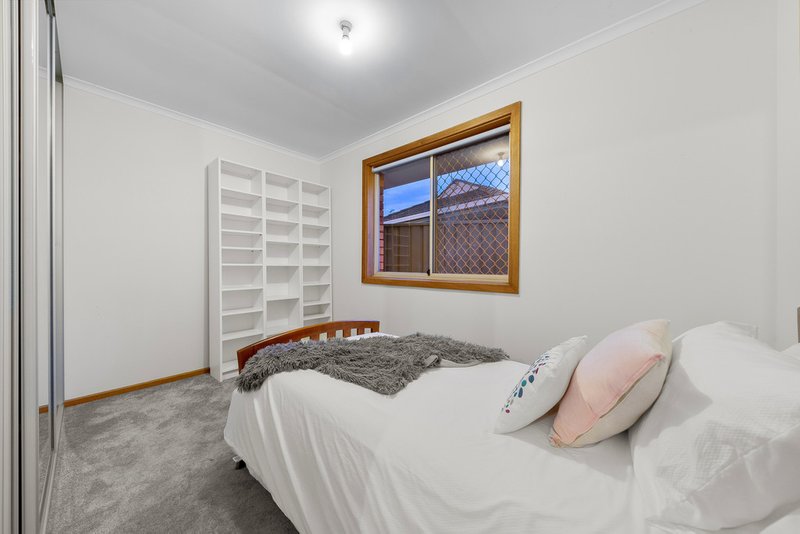 Photo - 2/15 Eugene Crescent, Parafield Gardens SA 5107 - Image 12