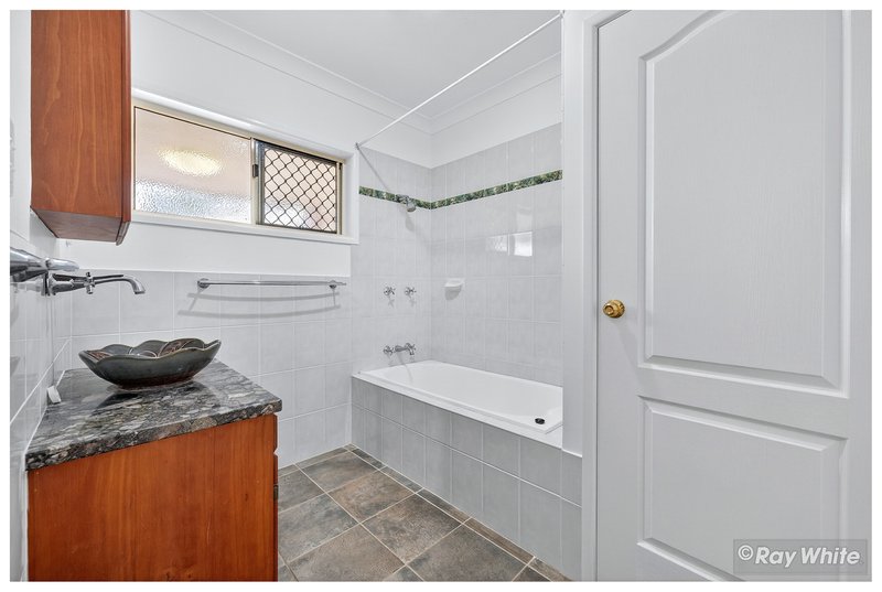 Photo - 215 Fairy Bower Road, Gracemere QLD 4702 - Image 19