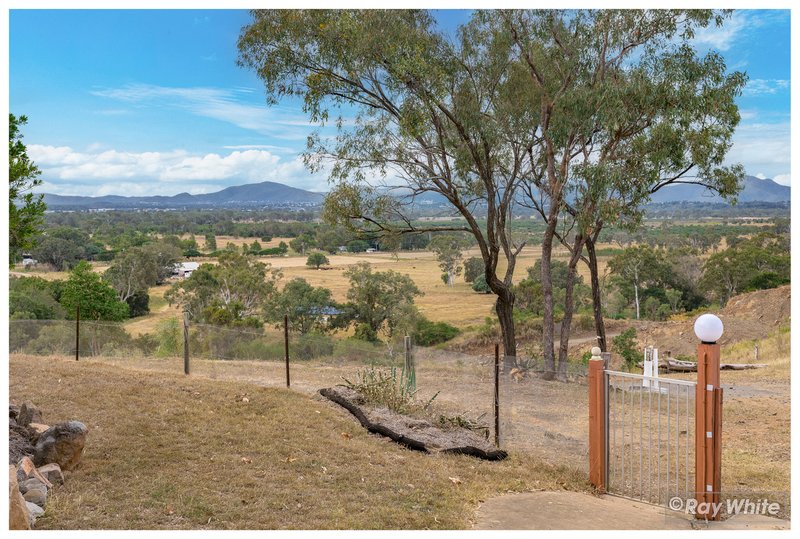 Photo - 215 Fairy Bower Road, Gracemere QLD 4702 - Image 28