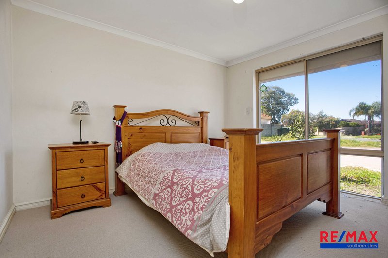 Photo - 2/15 Garden Street, Cannington WA 6107 - Image 11