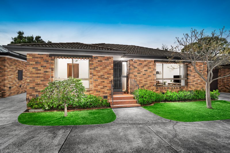 2/15 Glen Ebor Avenue, Blackburn VIC 3130