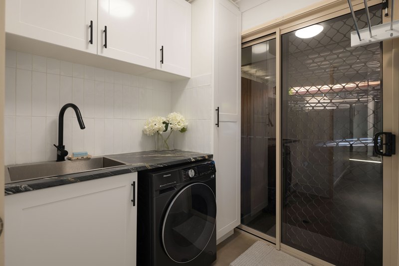 Photo - 2/15 Gymea Crescent, Varsity Lakes QLD 4227 - Image 15