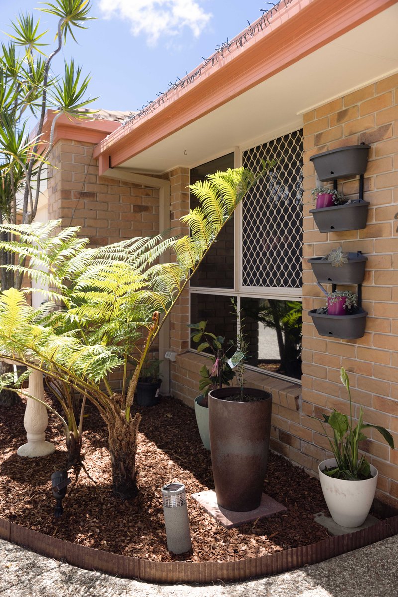 Photo - 2/15 Gymea Crescent, Varsity Lakes QLD 4227 - Image 18