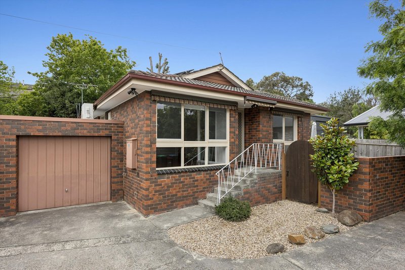 2/15 Hillcrest Avenue, Ferntree Gully VIC 3156