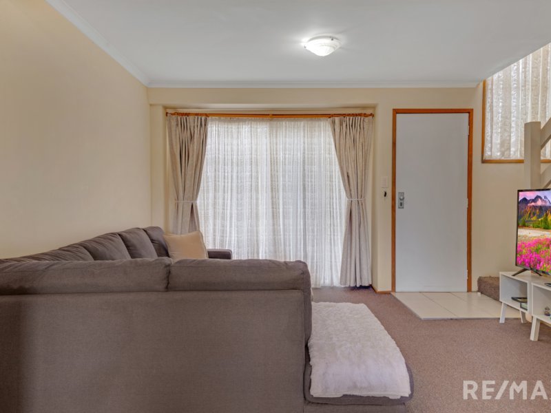 Photo - 2/15 Jane St , Beaudesert QLD 4285 - Image 7