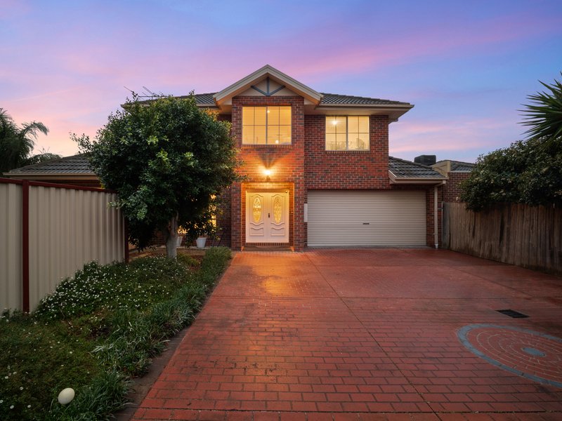 2/15 Karu Court, Keilor Downs VIC 3038