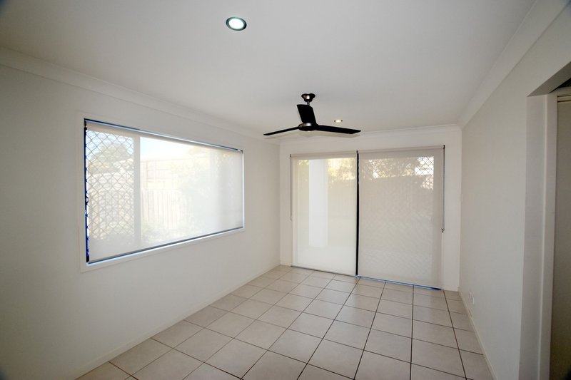 Photo - 2/15 Keeling Court, New Auckland QLD 4680 - Image 7