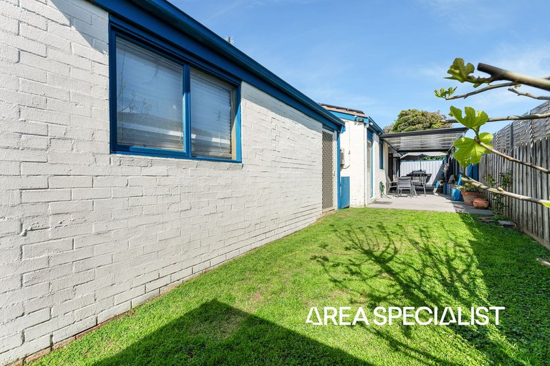 Photo - 2/15 King Georges Avenue, Mornington VIC 3931 - Image 13