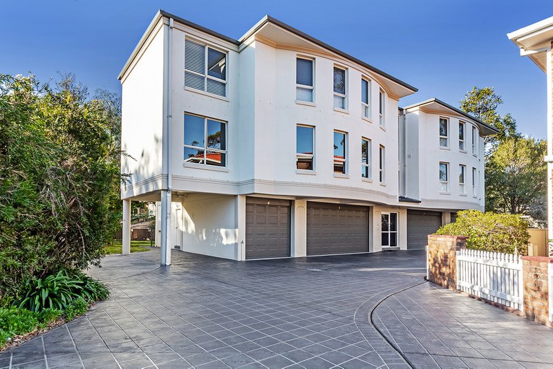 2/15 Krait Close, Nelson Bay NSW 2315