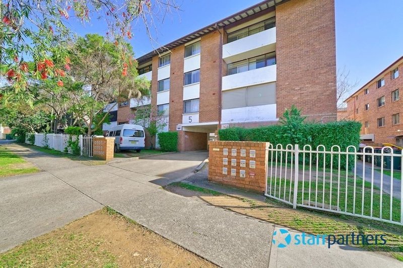 21/5 Lachlan Street, Warwick Farm NSW 2170