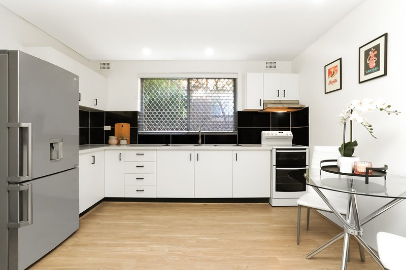 Photo - 2/15 Loftus Street, Ashfield NSW 2131 - Image 2