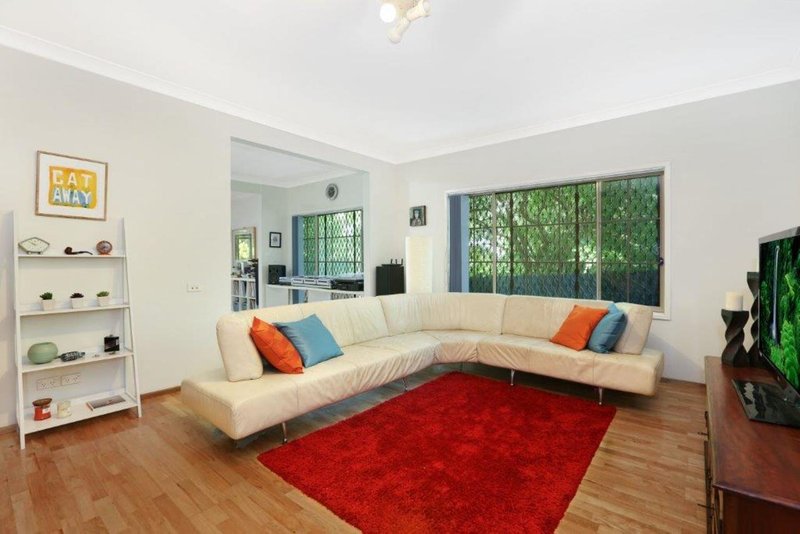 Photo - 2/15 Mangerton Road, Wollongong NSW 2500 - Image 2