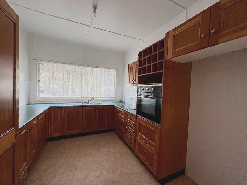 Photo - 215 Manning Point Road, Old Bar NSW 2430 - Image 2