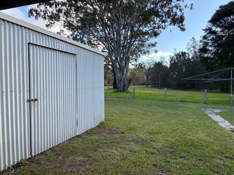 Photo - 215 Manning Point Road, Old Bar NSW 2430 - Image 10
