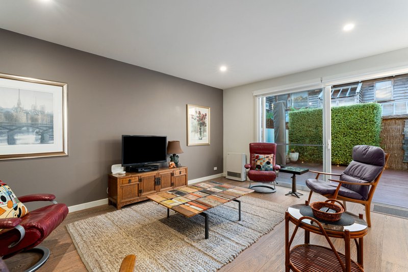 Photo - 2/15 Mcgregor Avenue, Black Rock VIC 3193 - Image 5