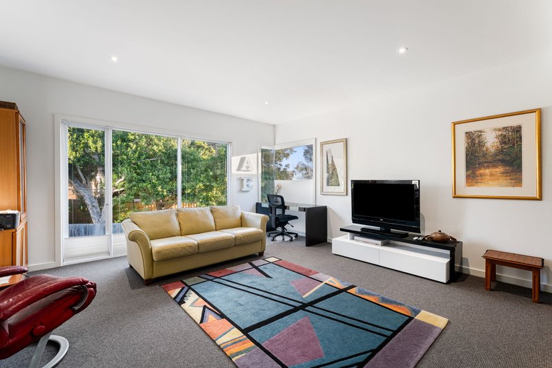 Photo - 2/15 Mcgregor Avenue, Black Rock VIC 3193 - Image 10