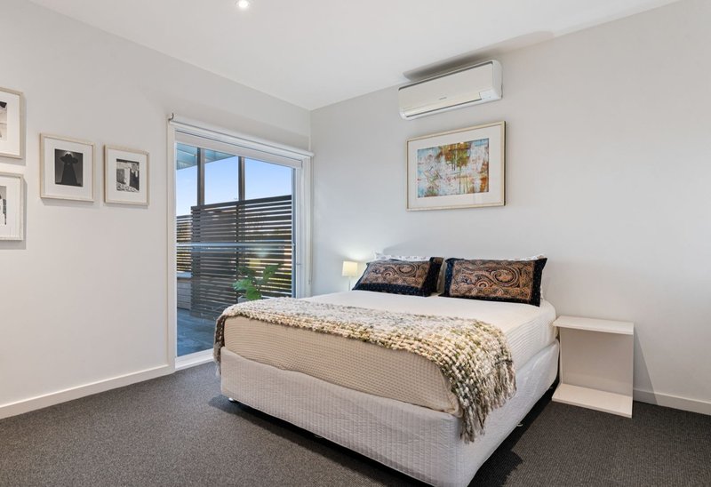 Photo - 2/15 Mcgregor Avenue, Black Rock VIC 3193 - Image 13