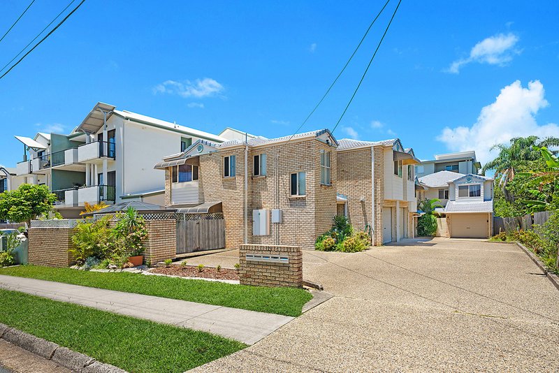 2/15 Mcnaughton Street, Redcliffe QLD 4020