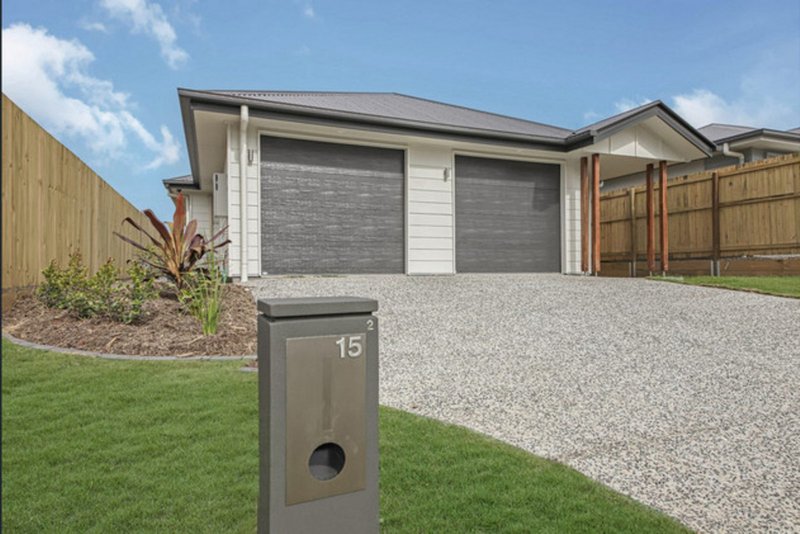 Photo - 2/15 Mount Wheeler , Park Ridge QLD 4125 - Image 1