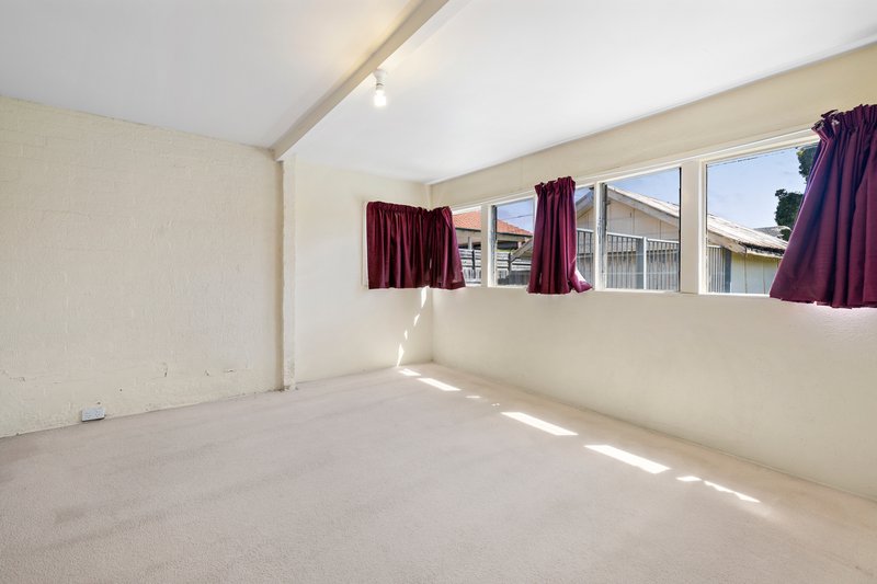 Photo - 215 Murrumbeena Road, Murrumbeena VIC 3163 - Image 7