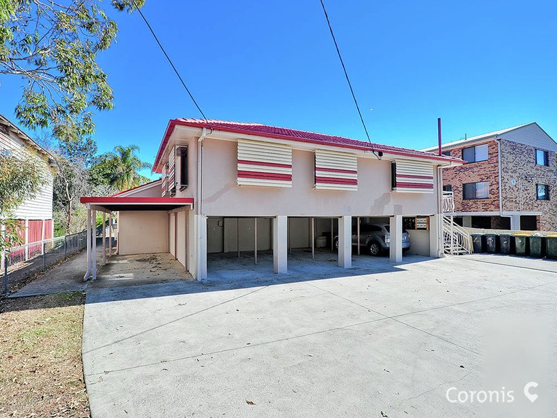 Photo - 2/15 Pear Street, Greenslopes QLD 4120 - Image 2