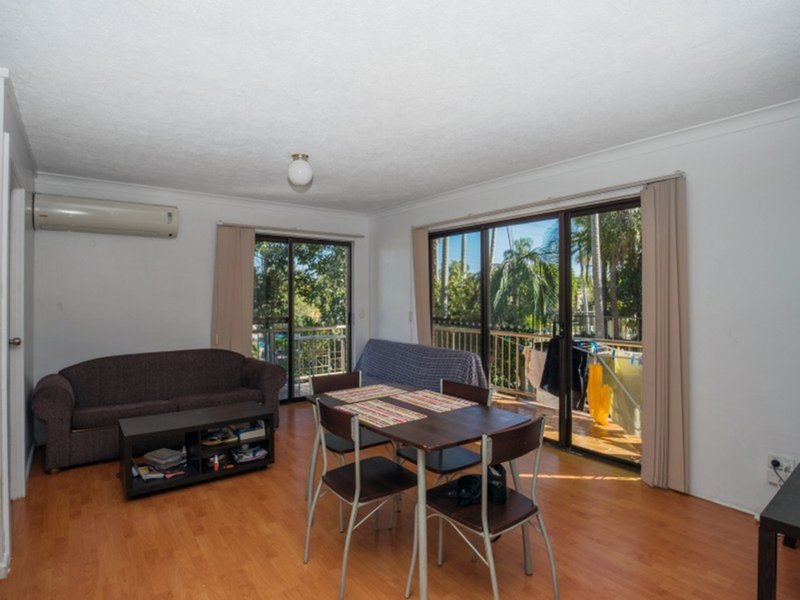 Photo - 2/15 Peninsular Drive, Surfers Paradise QLD 4217 - Image 3