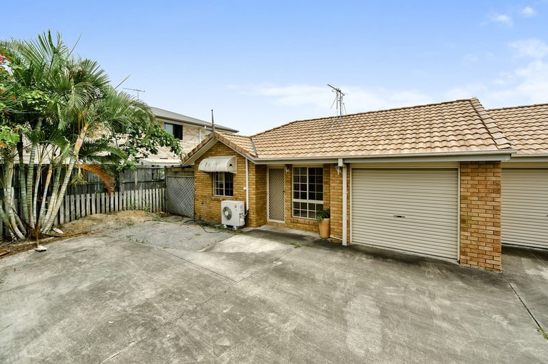 Photo - 2/15 River Gum Close, Fitzgibbon QLD 4018 - Image 11