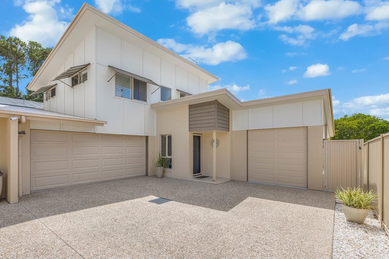 Photo - 2/15 Second Avenue, Caloundra QLD 4551 - Image 1