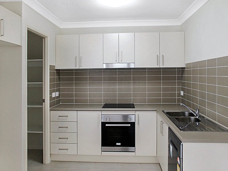 Photo - 2/15 Second Street, Boolaroo NSW 2284 - Image 2
