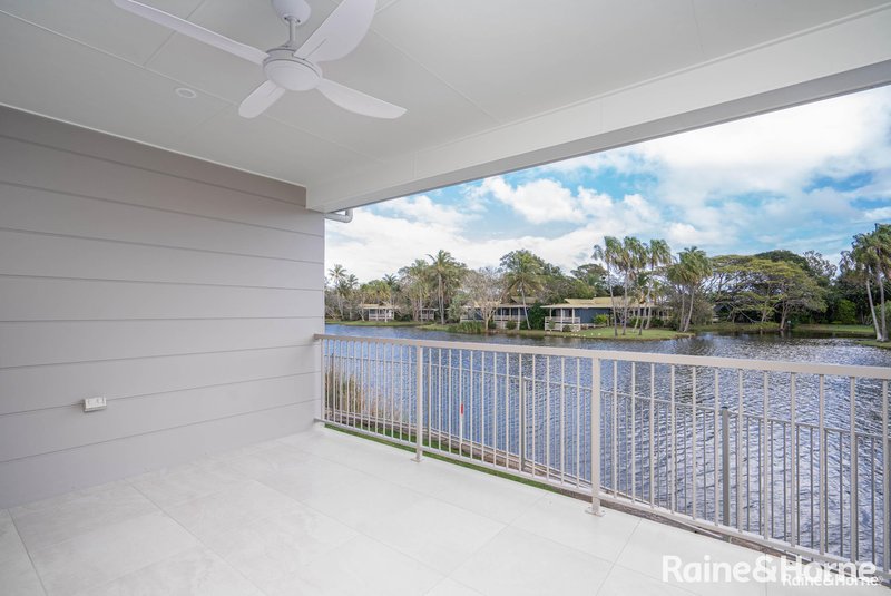 Photo - 2/15 Shell Street, Urangan QLD 4655 - Image 14