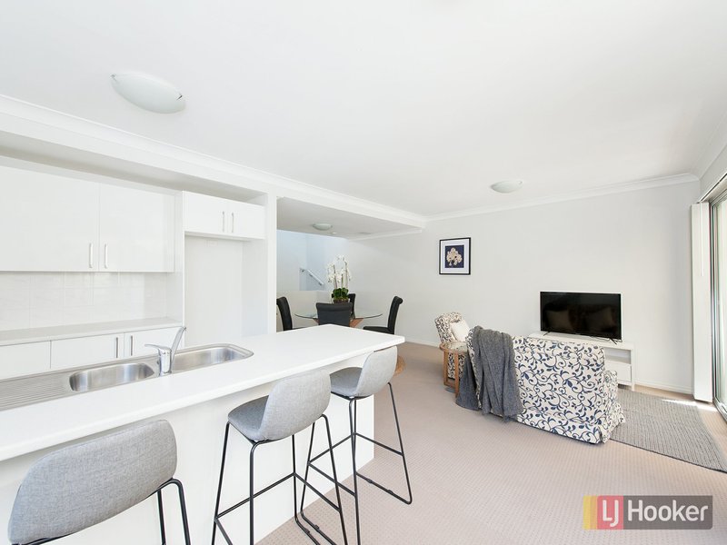 Photo - 2/15 Snapper Close, Corlette NSW 2315 - Image 2