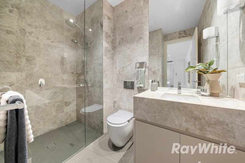 Photo - 2/15 Somers Avenue, Malvern VIC 3144 - Image 9