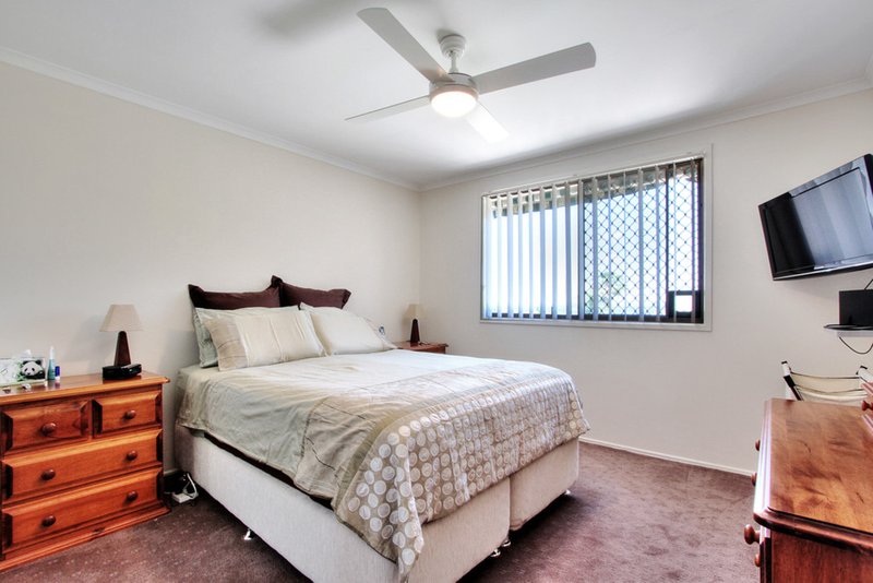 Photo - 215 Springwood Road, Springwood QLD 4127 - Image 9