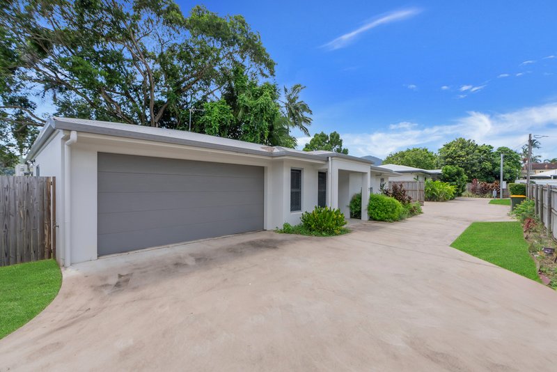 Photo - 2/15 Tenni Street, Redlynch QLD 4870 - Image 24