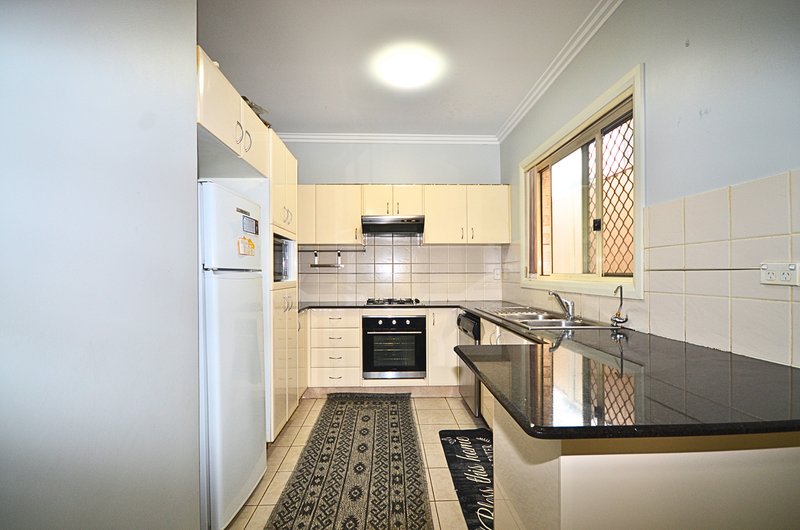 Photo - 2/15 Veron Street, Wentworthville NSW 2145 - Image 4