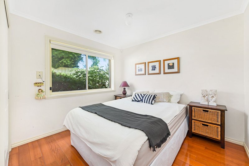 Photo - 2/15 Wattle Street, Springvale VIC 3171 - Image 10