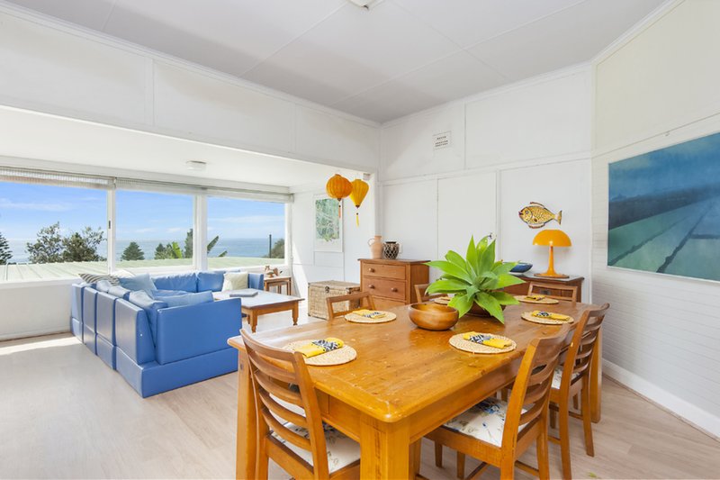 Photo - 215 Whale Beach Road, Whale Beach NSW 2107 - Image 3