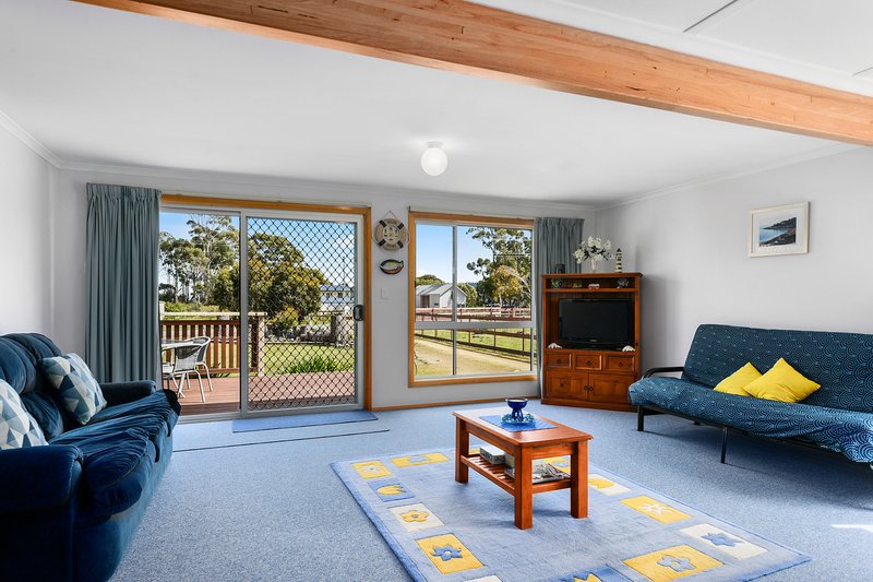 Photo - 215 White Beach Road, White Beach TAS 7184 - Image 8