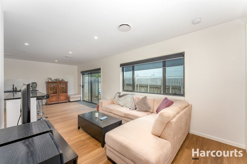 Photo - 2/150 Albert Road, Warragul VIC 3820 - Image 7