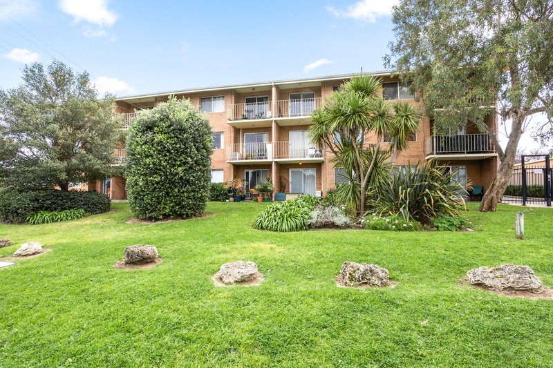 Photo - 2/150 Healy Road, Hamilton Hill WA 6163 - Image 16