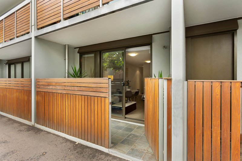 Photo - 2/150 Kerr Street, Fitzroy VIC 3065 - Image 11