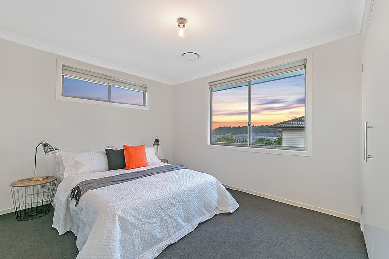 Photo - 2/150 Riverbank Drive, The Ponds NSW 2769 - Image 7