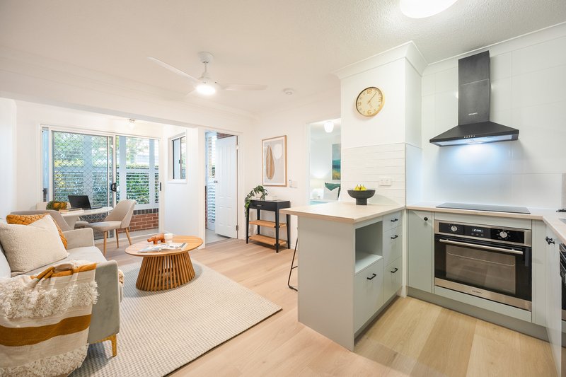 Photo - 2/151 Beatrice Terrace, Ascot QLD 4007 - Image 1