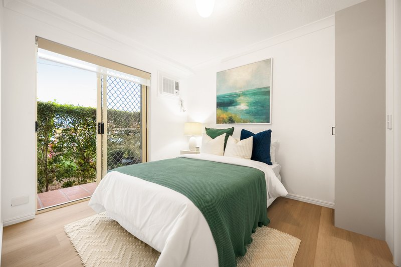 Photo - 2/151 Beatrice Terrace, Ascot QLD 4007 - Image 5